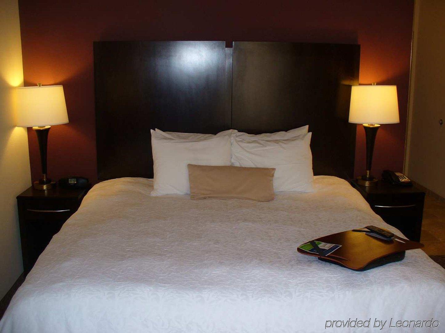 Hampton Inn&Suites Enid Habitación foto